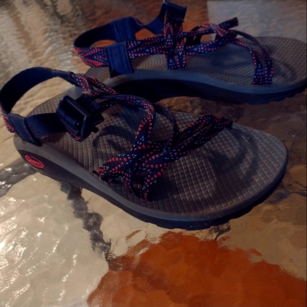 Chaco's women's size 7